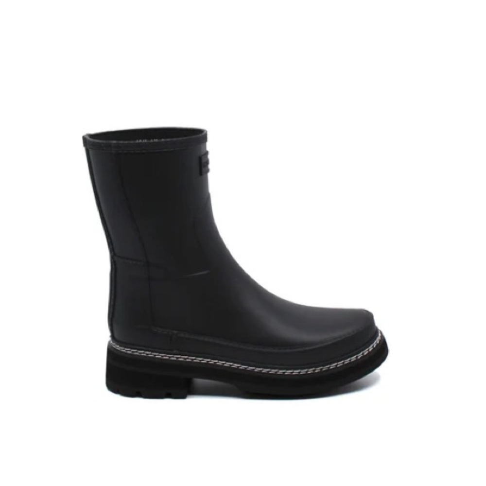 Hunter Women’s Refined Stitch Detail Short Rain Boots - Picture 3 of 10